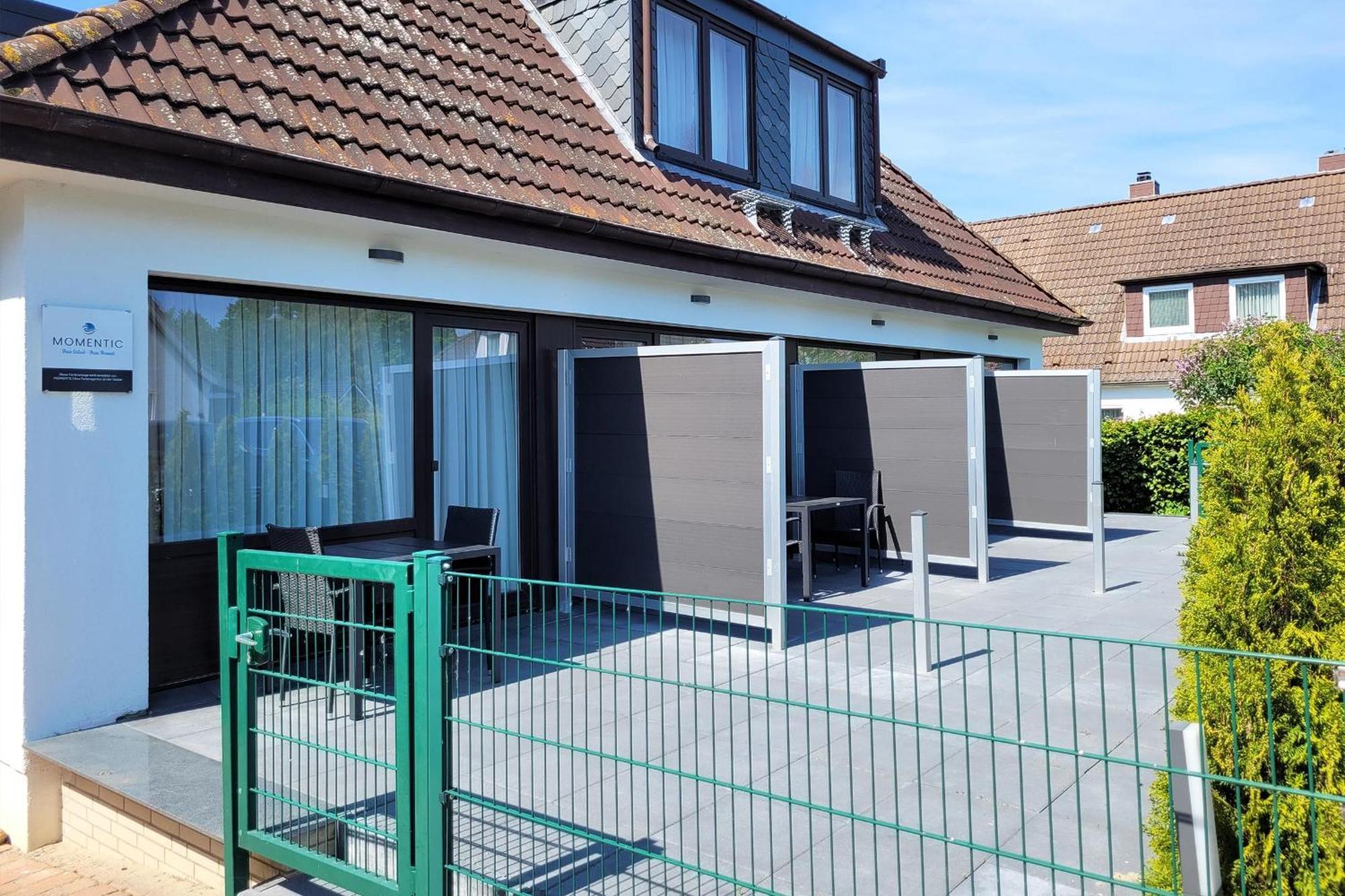 Nur 7 Gehminuten Zum Strand, Sehr Hochwertige Ferienwohnung Mit Terrasse In Ruhiger Lage, Inklusive Parkplatz Und Fahrradunterstellplatz Laesst Keine Wuensche Offen Scharbeutz Exteriör bild